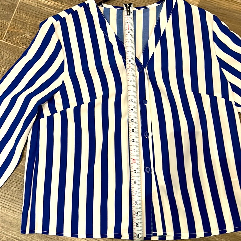 Striped Print Button Blouse - Picture 4 of 4